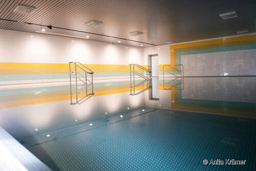 Lehrbecken im Merkel'schen Schwimmbad Lehrbecken im Merkel'schen Schwimmbad