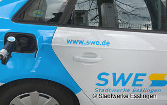 SWE Auto an der Erdgastankstelle